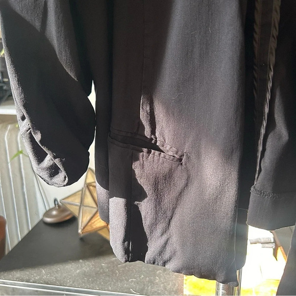 Torrid Deluxe Stretch Ruched Sleeved Blazer (Plus Size) - Picture 9 of 10